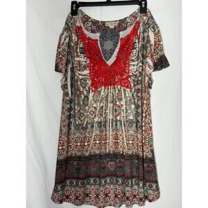 Live and Let Live 2X Tunic Top in Gray White Red Floral Print Beaded Lace‎